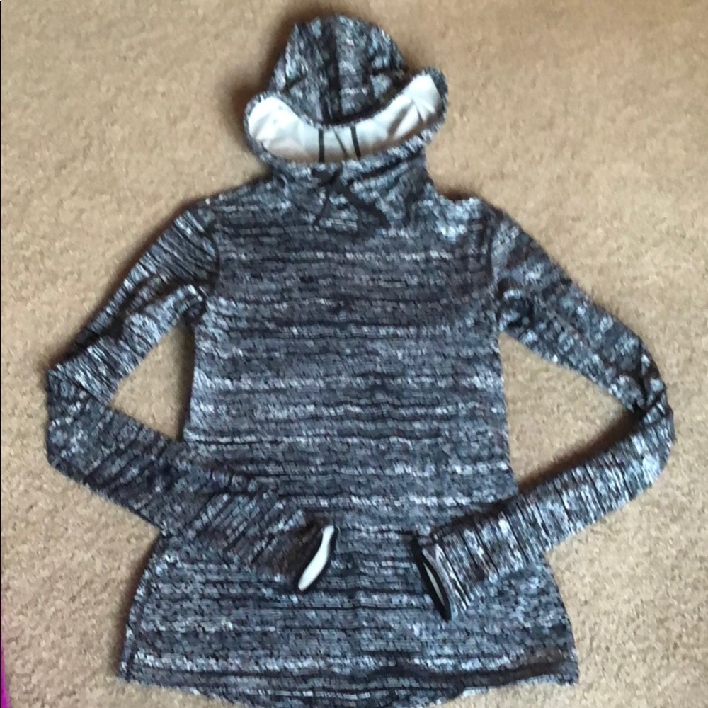 Nike pro dri - fit hooded sweatshirt